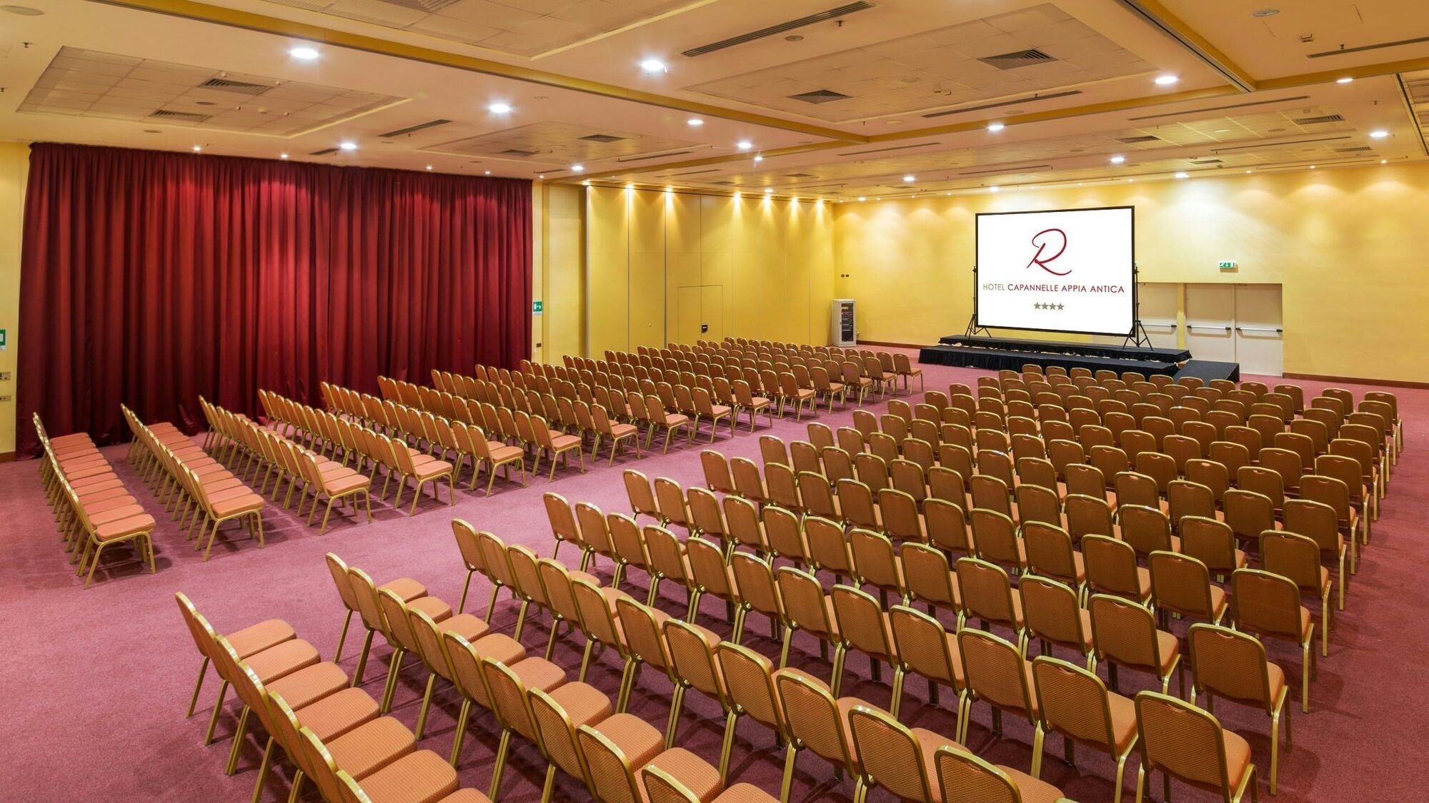 โรงแรมกาปันเนลเล โรม ภายนอก รูปภาพ